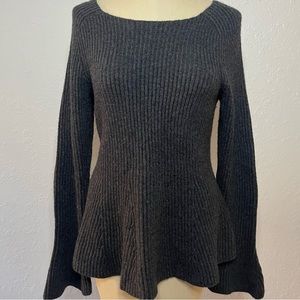 Grey wool sweater by Ann Taylor🖤🤍🖤🤍